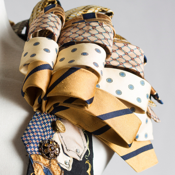 XANADU DESIGNS Upcycled mens tie Majestic Vest - Picture 8 of 8